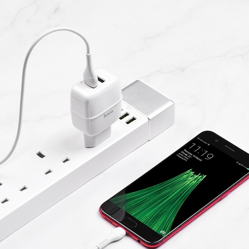Зарядное устройство Hoco C77A Highway, 2×USB 5В/2.4А, EU-вилка, набор с кабелем Micro-USB 1 м, универсальное — фото 1