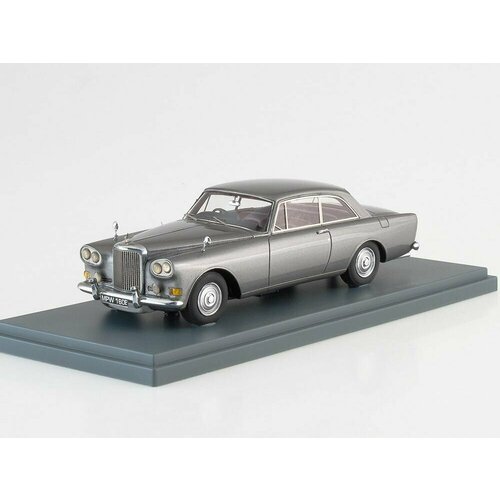 масштабная модель bentley corniche green metallic 71 77 Масштабная модель Bentley SIII Continental Park Ward Pewter FHC 63 - 65