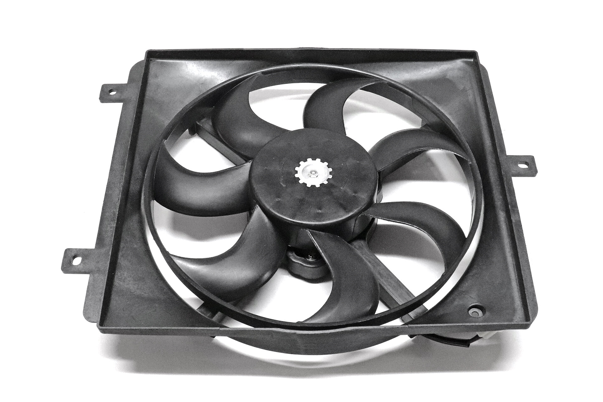 Вентилятор охлаждения радиатора правый GC6 (101600350854)