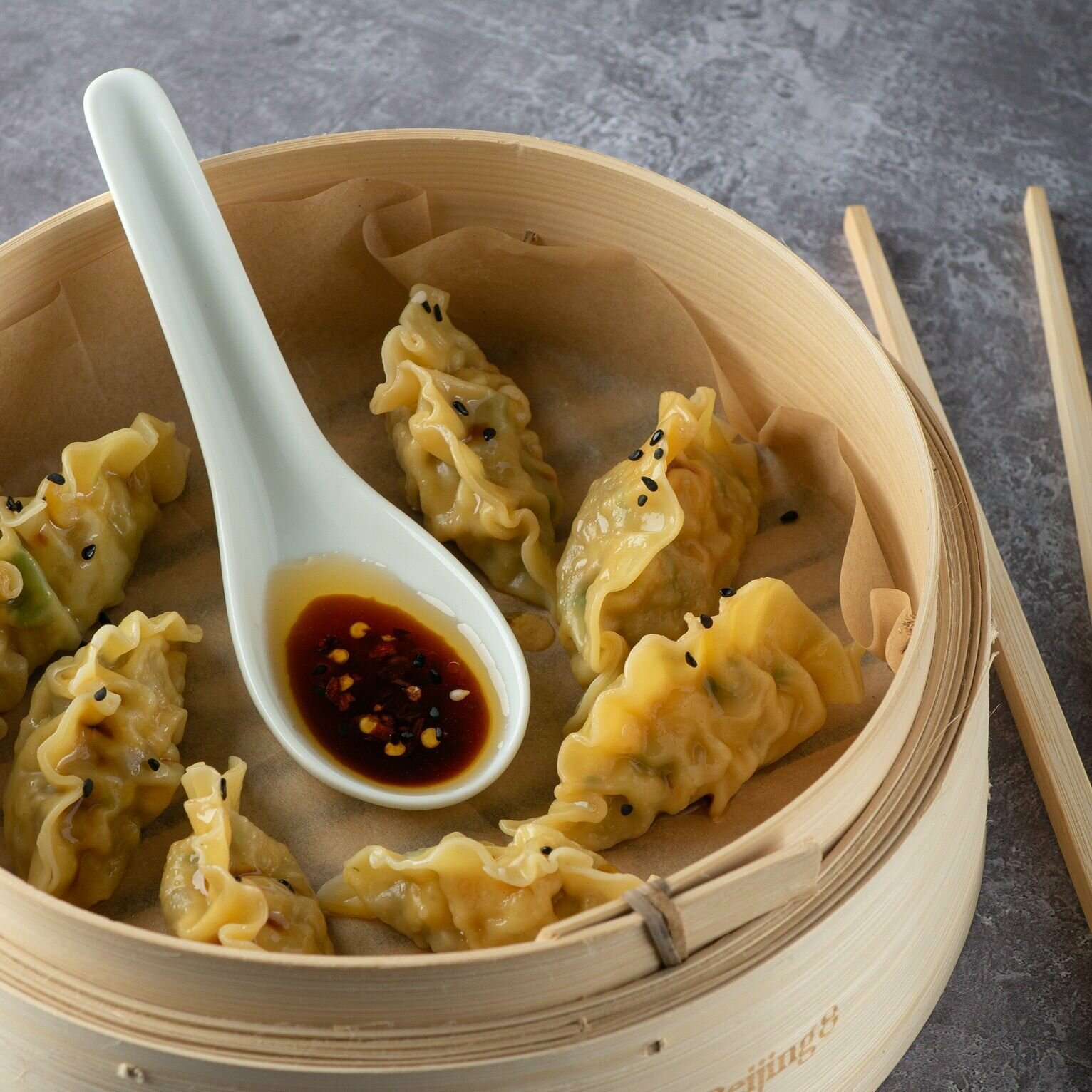 фото Ложка фарфоровая для мисо супа и азиатских блюд