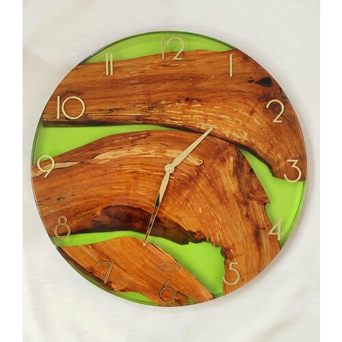 Часы настенные ручной работы из дерева и эпоксидной смолы большого размера 