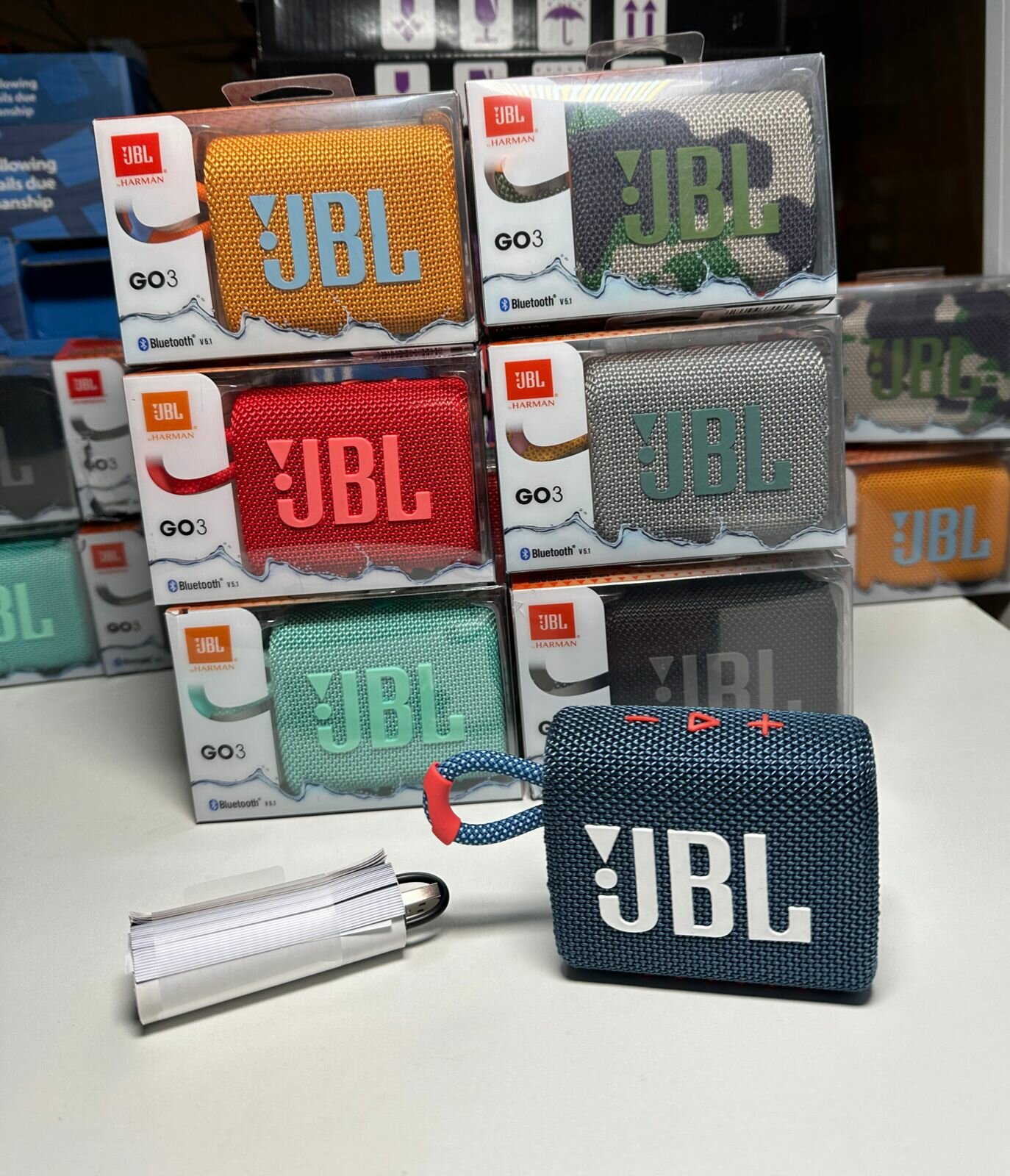 Портативная колонка JBL - фото №10