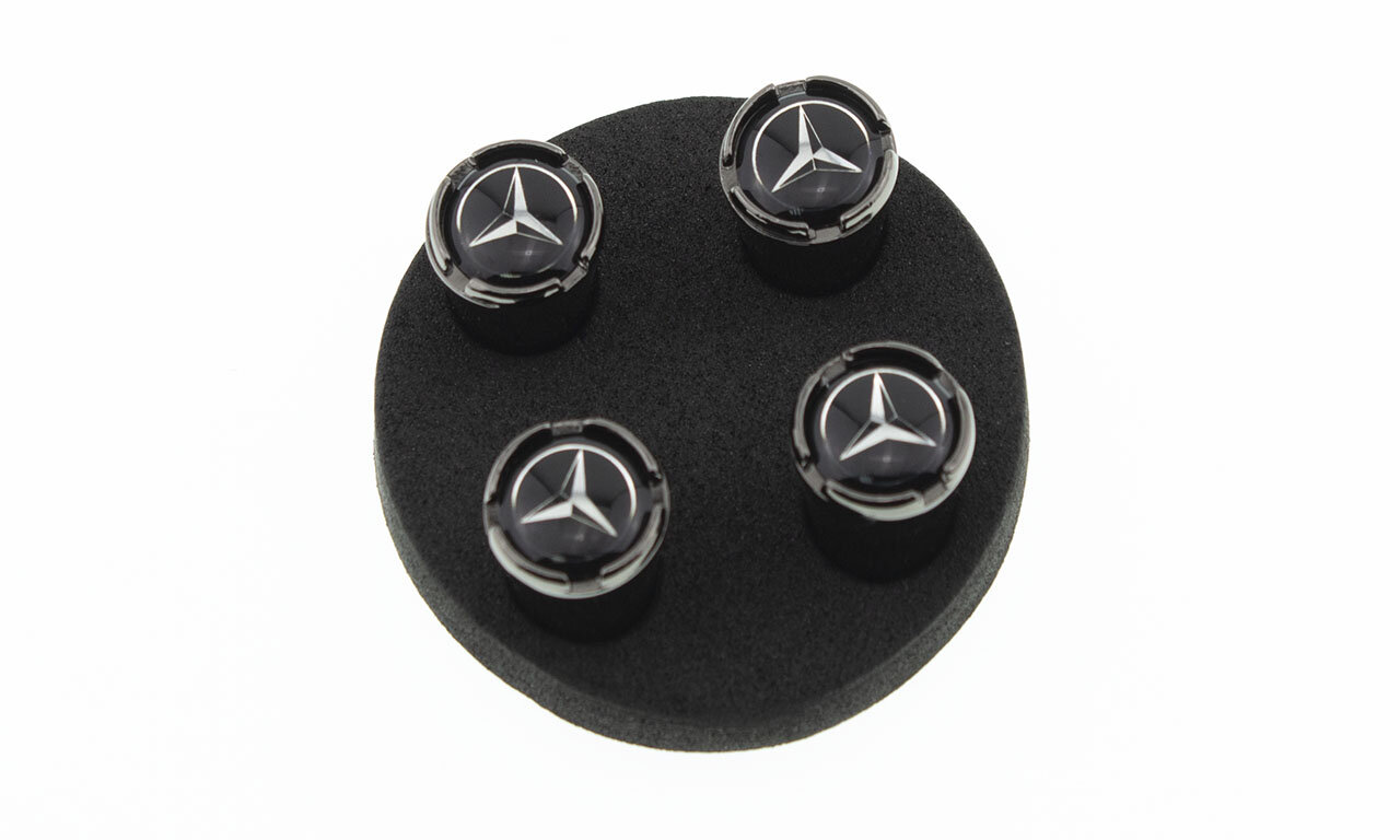 Колпачки на ниппели Mercedes-Benz черный хром 4 шт