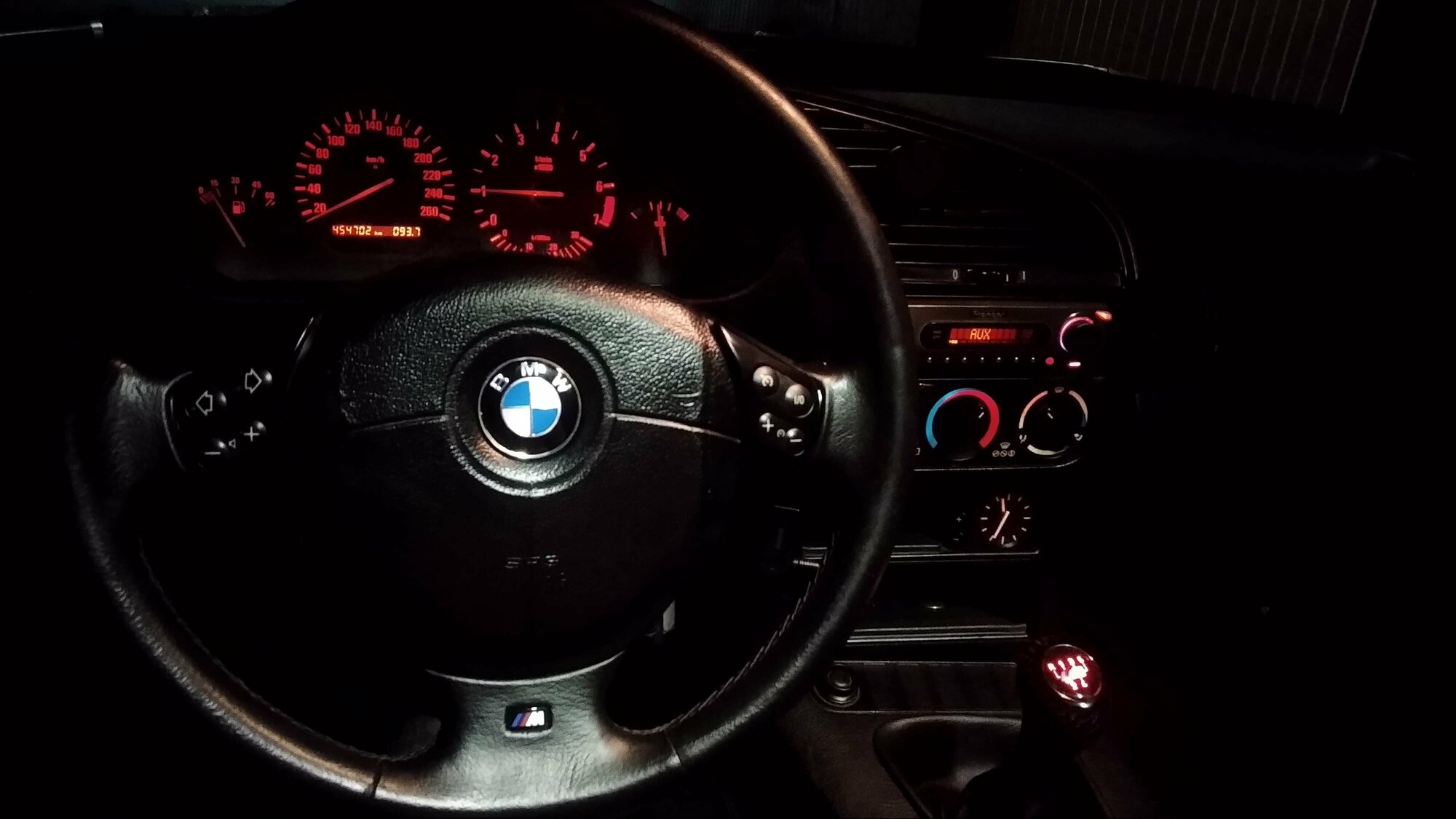 Эмблема на руль BMW classic — фото 5
