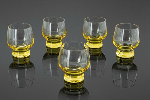 Набор бокалов для крепких напитков на 5 персон желтого цвета, стекло, СССР