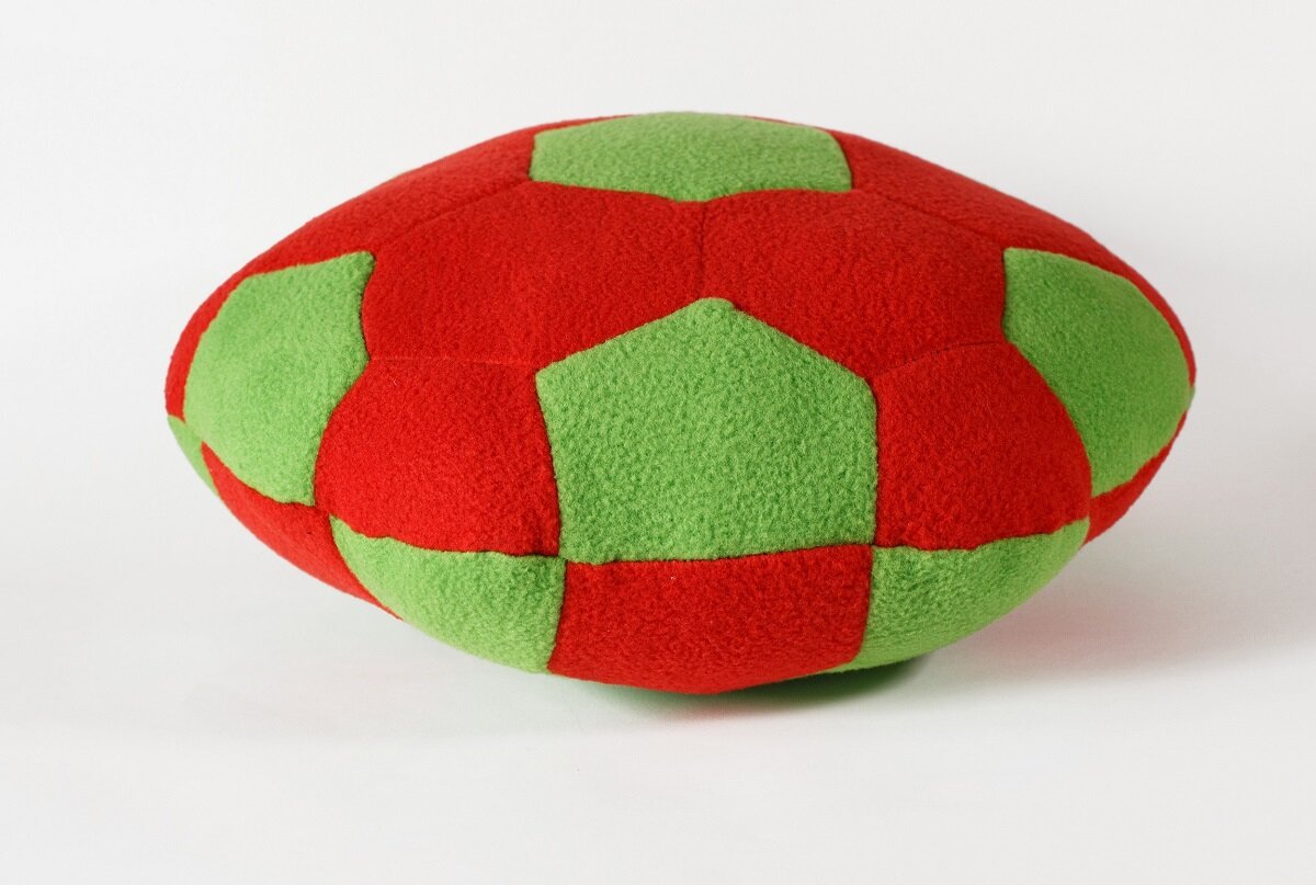 Подушка декоративная Magic Bear Toys круглая, цвет красный-зеленый 30 см.