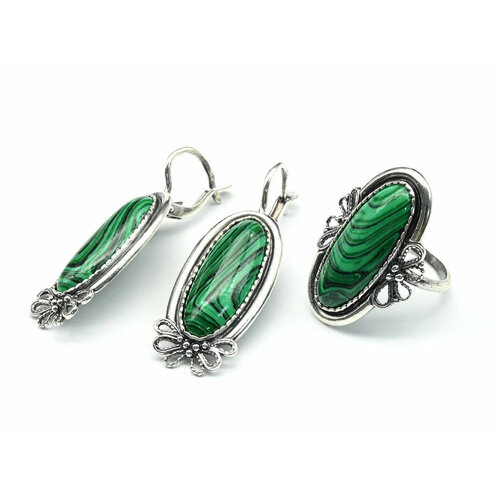 фото Комплект бижутерии: кольцо, серьги, малахит синтетический, размер кольца 18, зеленый кольцо серьги с малахитом имитация размер 18