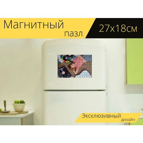 Магнитный пазл Женщина, проигрыватель, винтаж на холодильник 27 x 18 см. магнитный пазл проигрыватель поворотный стол высокий на холодильник 27 x 18 см