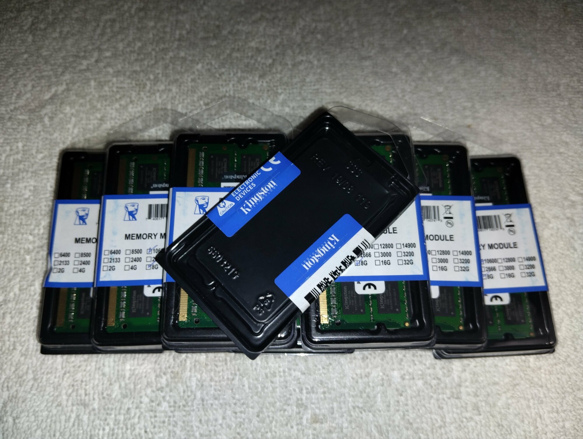 Оперативная память Kingston ValueRAM 8 ГБ DDR3 1333 МГц SODIMM CL9 KVR1333D3S9/8G. Оригинал. — фото 1