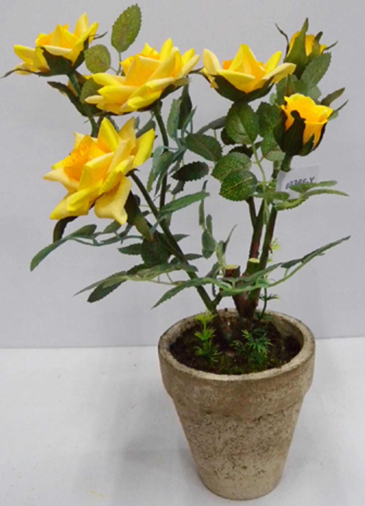 Искусственный цветок роза желтая 30 см в кашпо