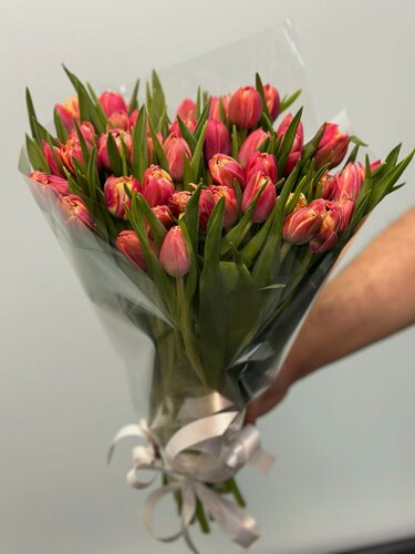 Изображение товара Букет Wowflo, пионовидный тюльпан, 15 шт,35см, розовый, обертка/крафт-бумага/пленка