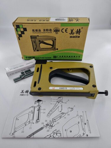 Изображение товара Пистолет для ламелей ручной. Модель HM515. В комплекте ламели 0,33*5(4,5)*15 мм 1000 шт.