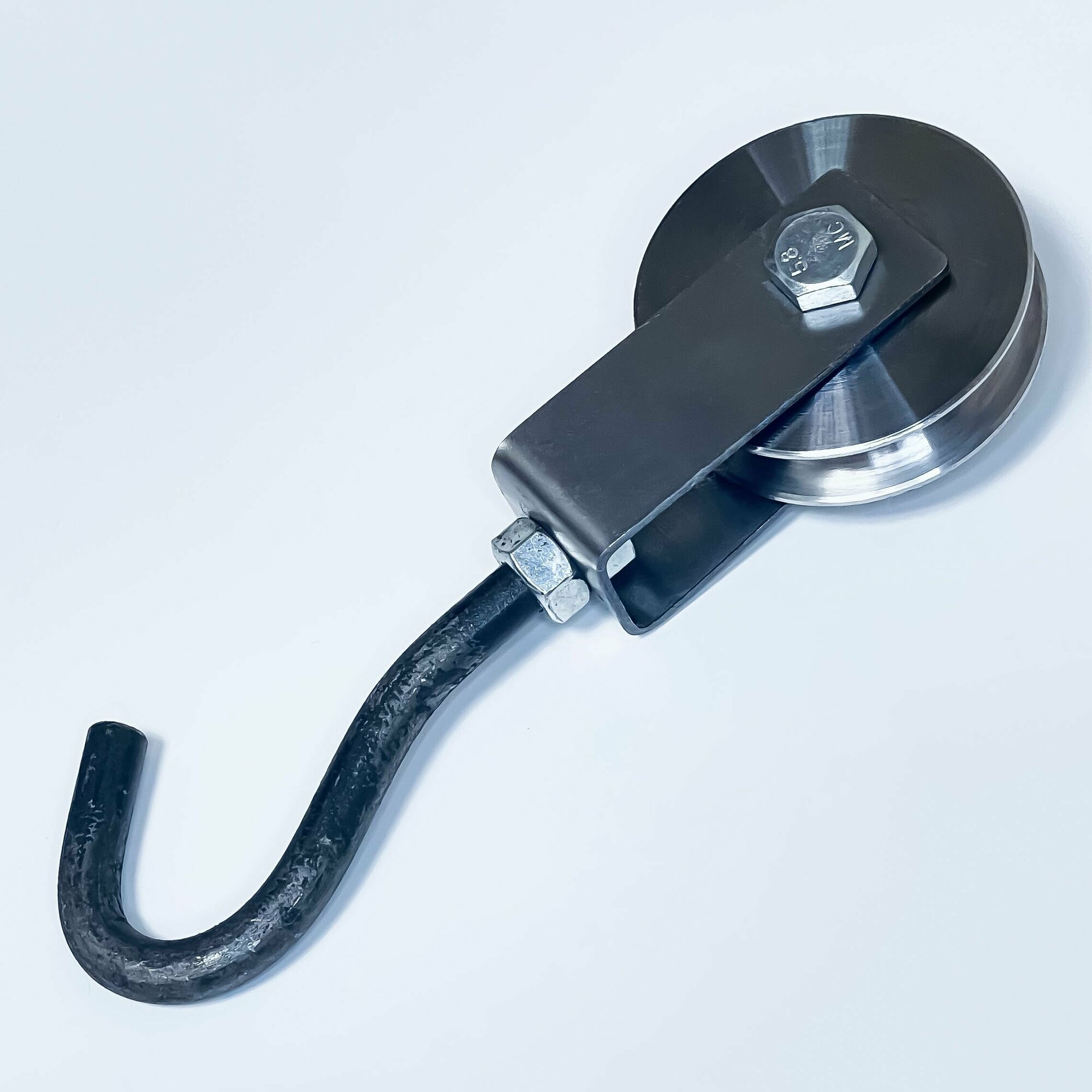 фото Блок монтажный с крюком Ф80 армогиб для подъема грузов до 315 кг с подшипником и канавкой 15 мм