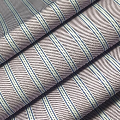 Ткань Сорочечная. Состав х/б 80% эластан 10% п/э 10%. Ширина 150см. Италия. Отрез ткани 1,50*1,50см. Цена за весь отрез.