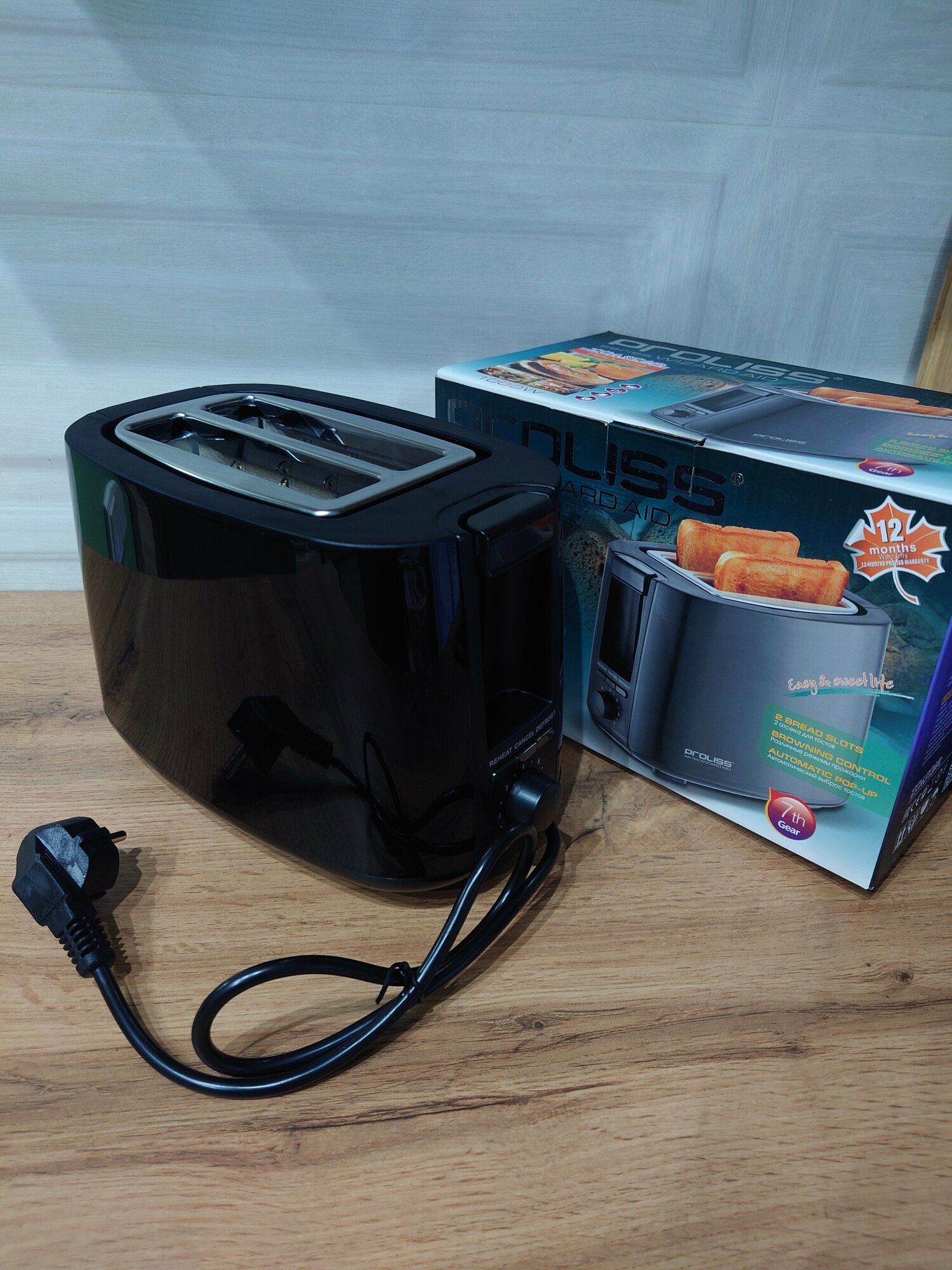 PROLISS 009 / 1000W / Стильный чёрный дизайн