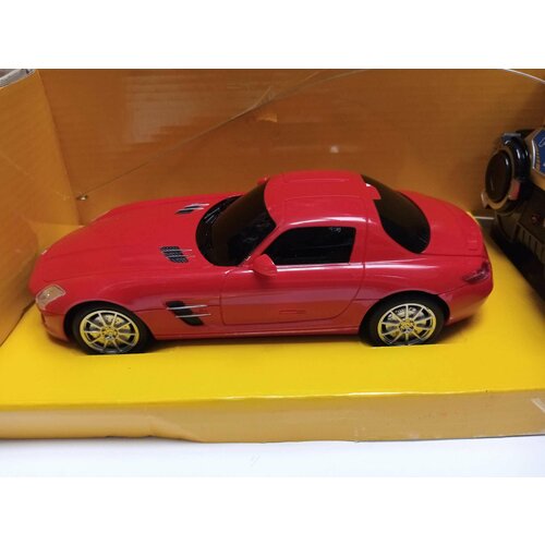 Машина на радиоуправлении Mercedes-Benz SLS AMG 1:24 машина rastar ру 1 24 mercedes benz sls amg красная 40100 r