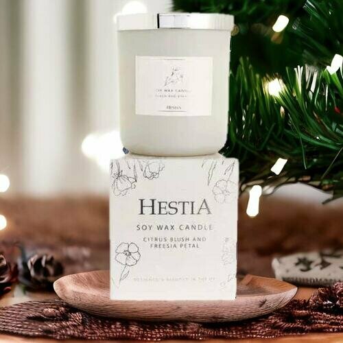 Свеча Widdop Цитрусовый румянец и лепестки фрезии