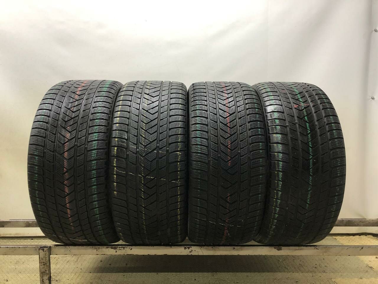 Pirelli Scorpion Winter 295/40 R21 БУ Шины Зимние