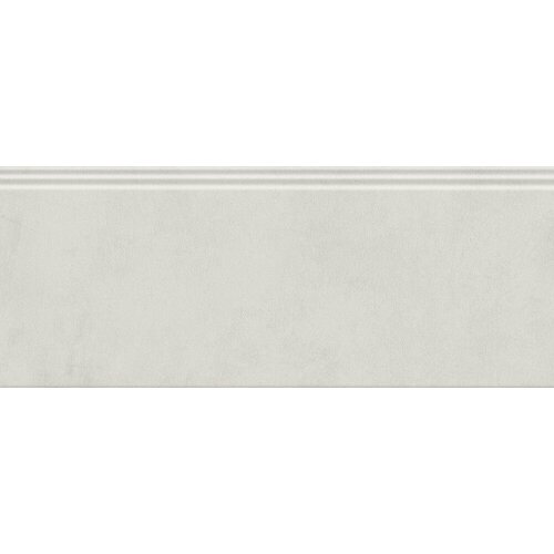 FMF015R Плинтус Чементо серый светлый матовый обрезной 30x12x1,3 Цена за 1 шт.