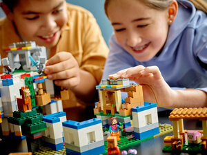 LEGO Minecraft 21188 The Llama Village Best Price