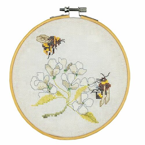 Пчелки #DSB042A Dutch Stitch Brothers Набор для вышивания 20 см Счетный крест