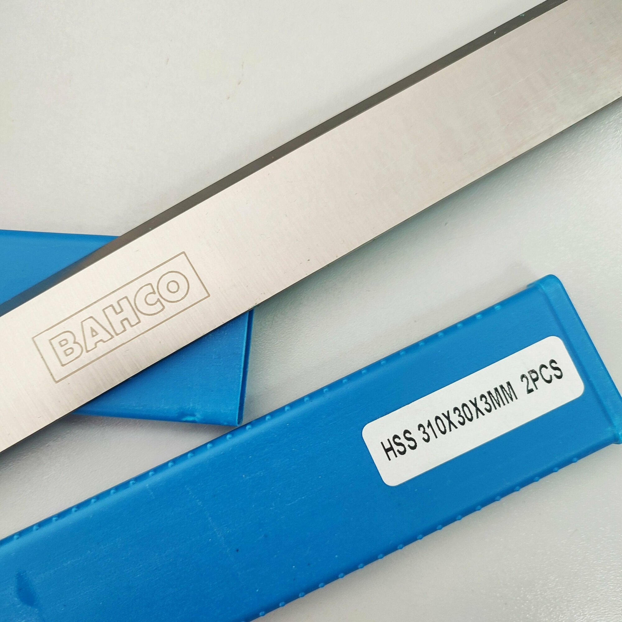Нож строгальный 1 штука BAHCO 310х30х3 (Тайвань) из быстрорежущей стали HSS 18% W
