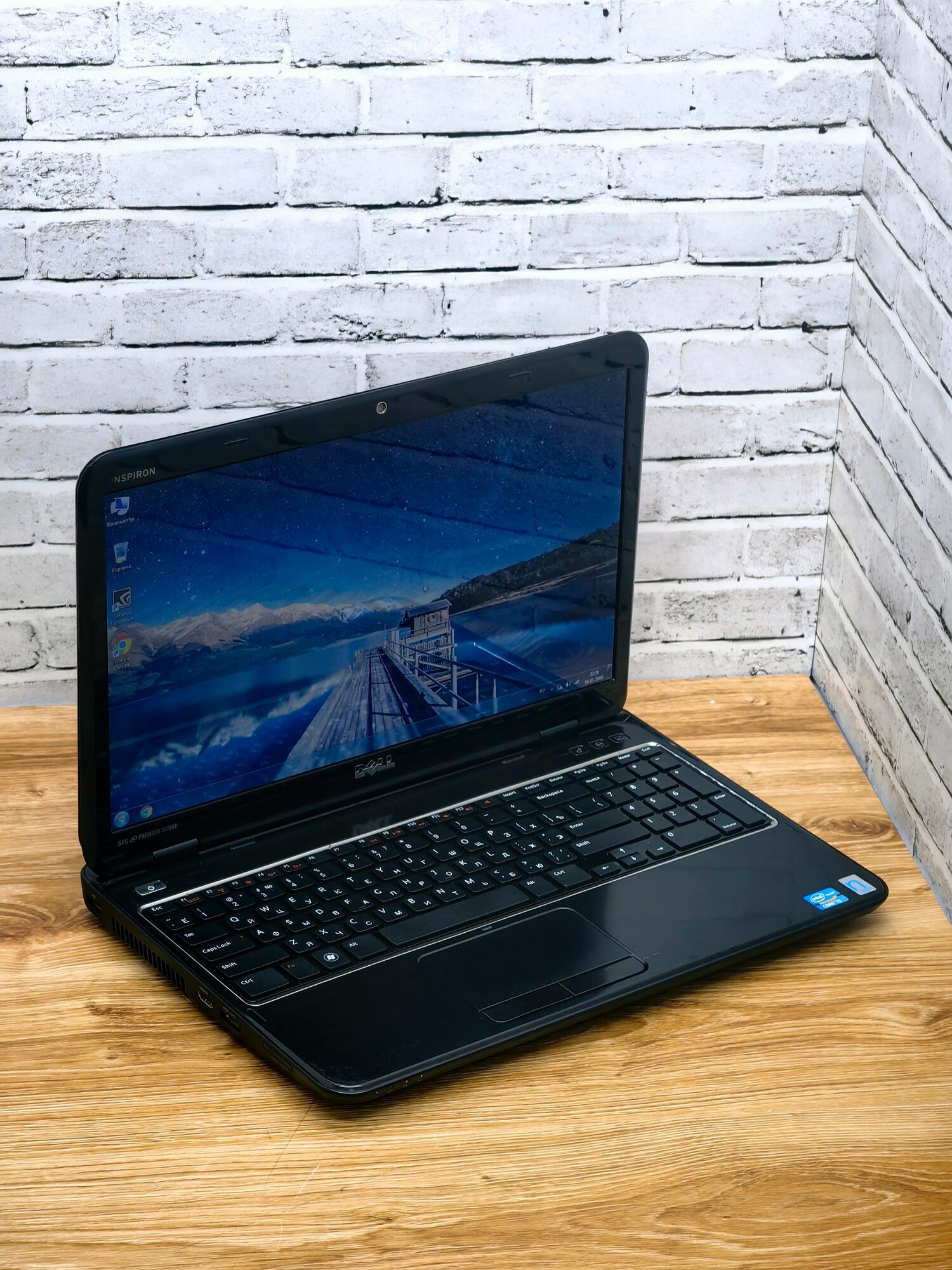 Игровой ноутбук Dell N5110 - 15.6", Intel Core i3-2350M, 4Gb DDR3, 500Gb HDD, GeForce GT525M