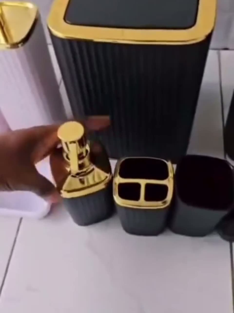 Набор для ванной, 6 предметов: ёршик, ведро, мылоница, аксессуары — фото 1