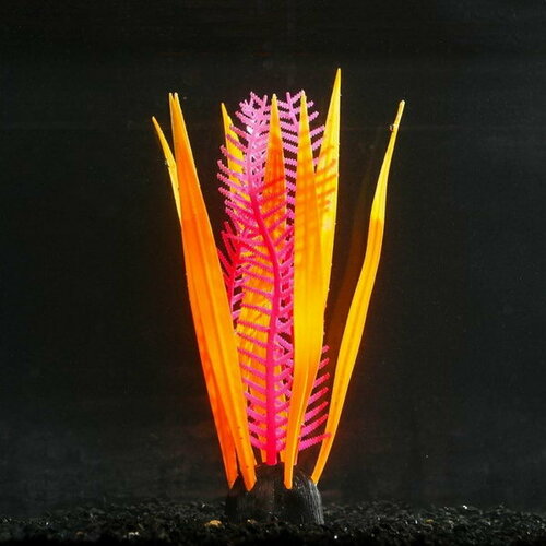 Растение силиконовое аквариумное, светящееся в темноте, 7 x 18 см, красно-оранжевое