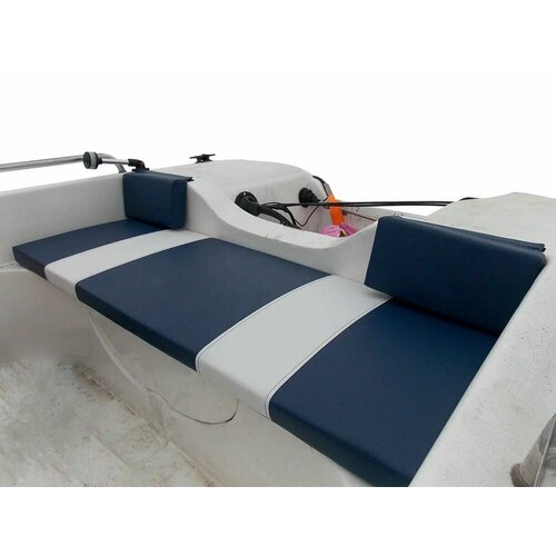 фото Wyatboat-430 m (тримаран). подушки на задний рундук all4boat