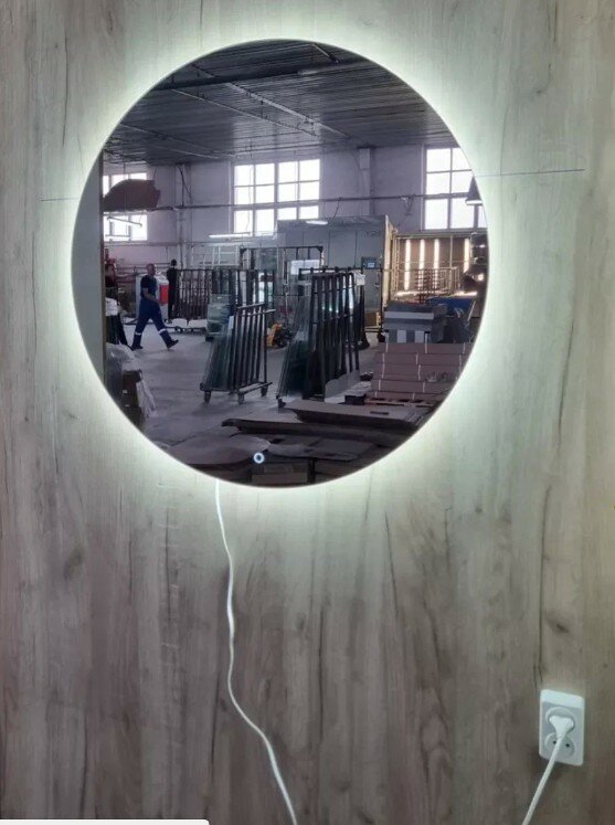 Зеркало настенное круглое с подсветкой 60х60 - фотография № 3