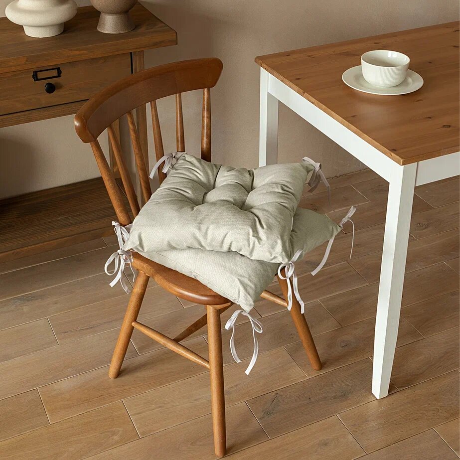 Комплект подушек на стул с тафтингом квадратных 40х40 (2 шт) "Унисон" рис 30004-15 Basic бежевый