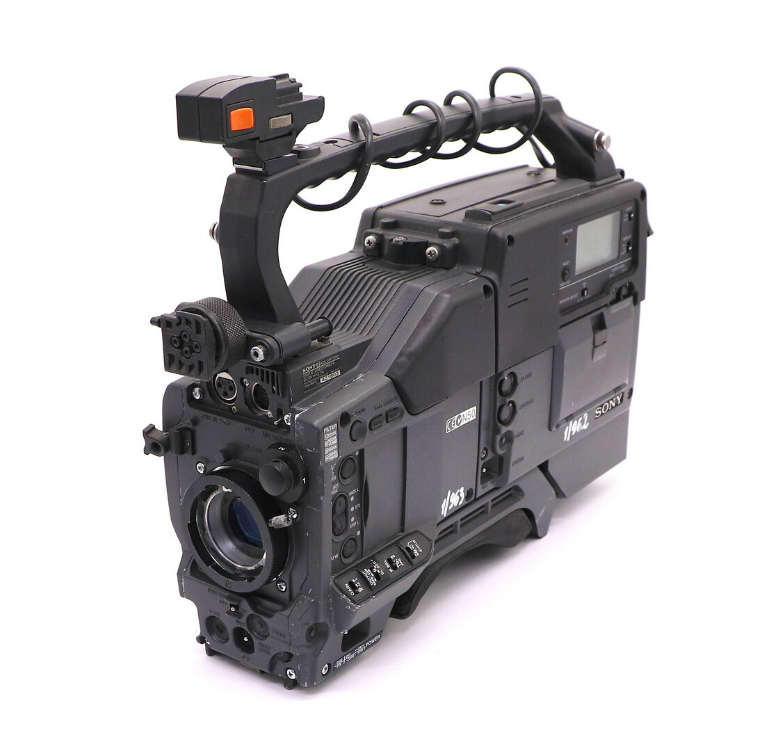 Видеокамера Sony DXC-D35P + Sony PVV-3P