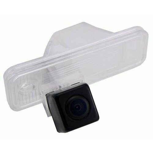 Камера заднего вида с матрицей CCD для Hyundai Creta 2016 Santa Fe 2012 с углом обзора 175 590000₽