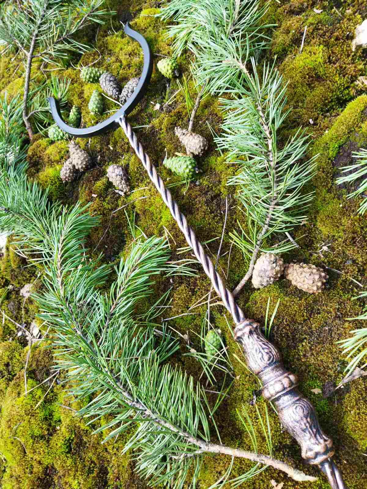 фото Длинный ухват для горшков