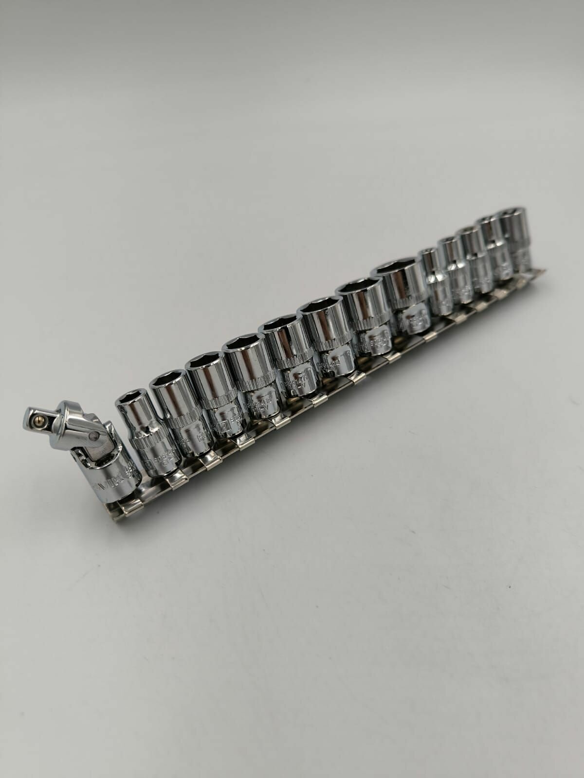 Набор головок на рельсе 1/4" ROSSVIK, 6-14мм, 14 предметов SST0614