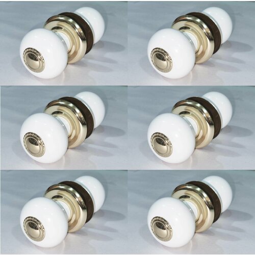 Ручка-кнопка дверная, дерево 1Бб1-1 белая, золотая планка, золотая накладка (комплект 6 штук)