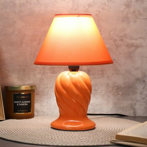 Светильник настольный 26 см оранжевый 1132₽