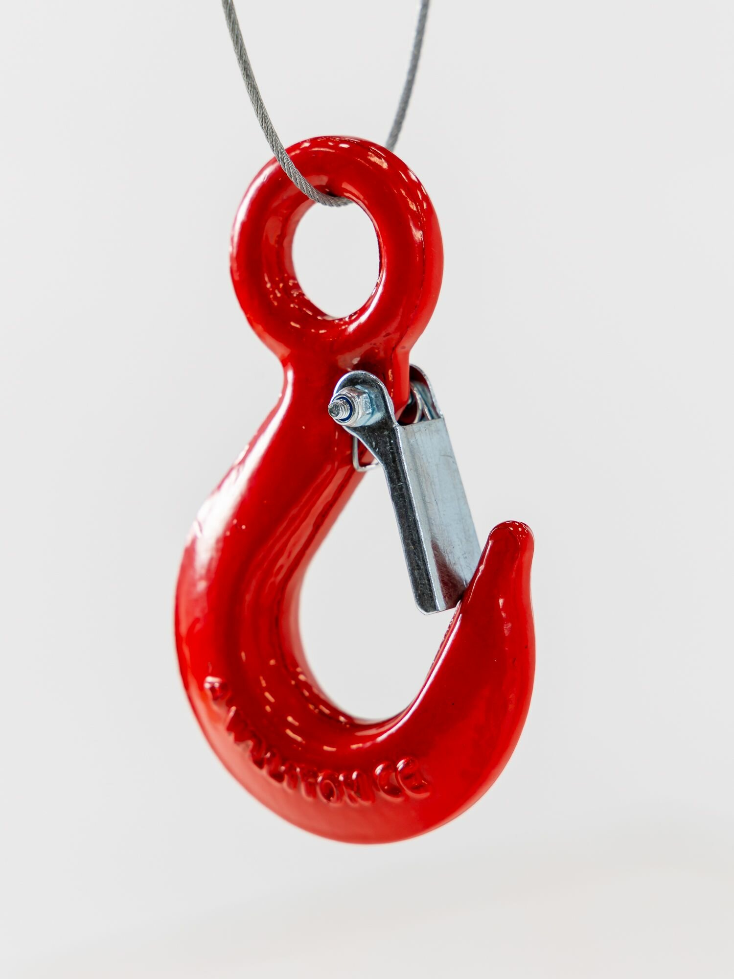 Крюк чалочный 320 А 1т сталь 1 штука