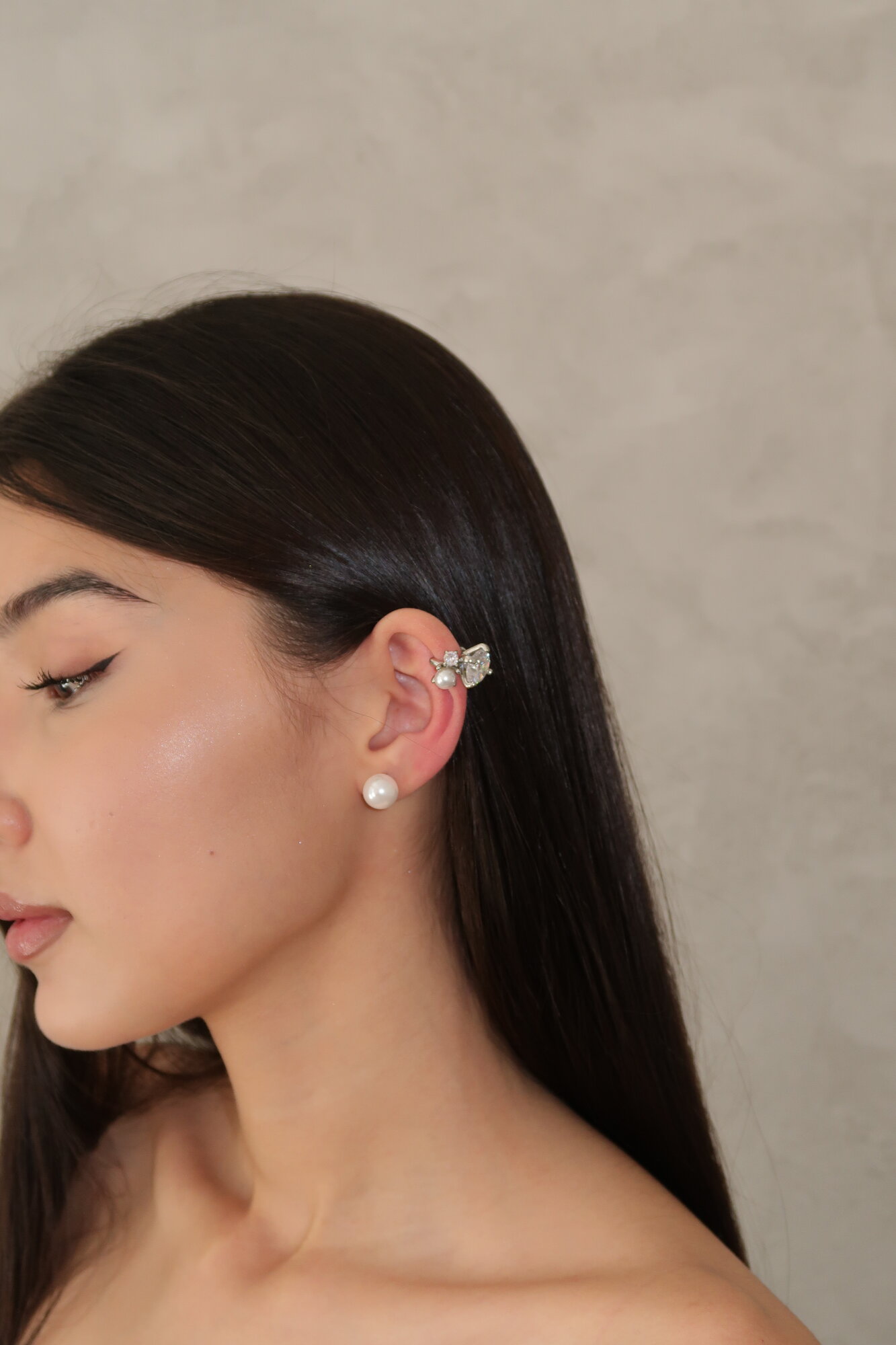 Моносерьга кафф, жемчуг имитация, Swarovski Zirconia
