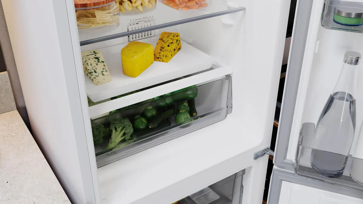 Холодильник Hotpoint HT 5200 W (двухкамерный) белый . - фотография № 5