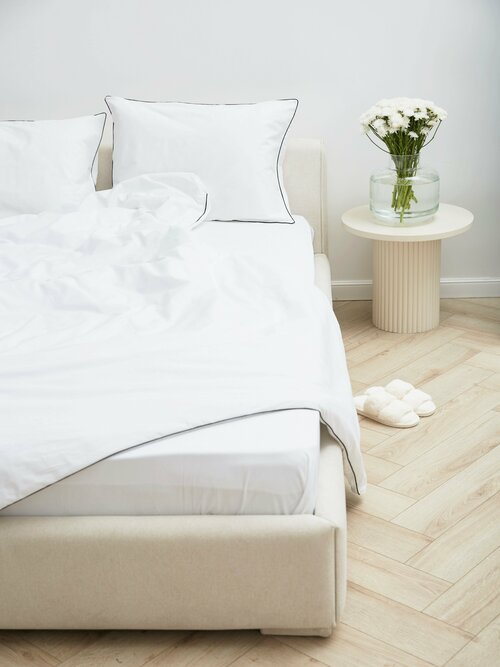 Комплект 2-спального постельного белья Esthetic Home белый с кантом