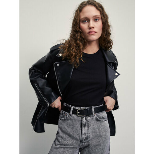 фото Футболка zarina, размер 2xl (ru 52)/170, черный