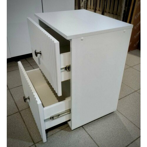 Тумба прикроватная 