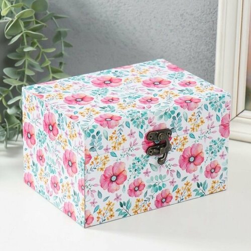 Шкатулка дерево Разнотравье и розовые цветы 16х12х10 см 1493₽