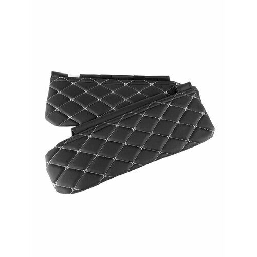 Чехлы на козырьки Ларгус, Рено Логан, Дастер, Сандеро декоративный черный ромб, синяя нить