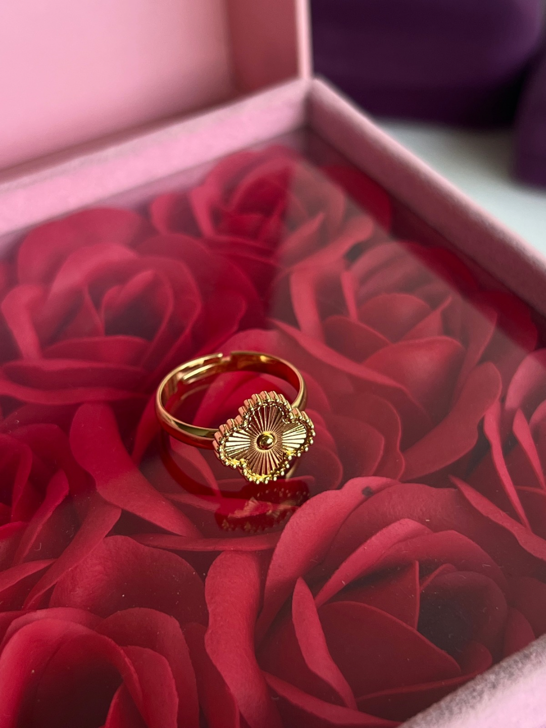 Кольцо наборное XUPING JEWELRY, металл, безразмерное, ширина 17 мм, красный/золотой — фото 1