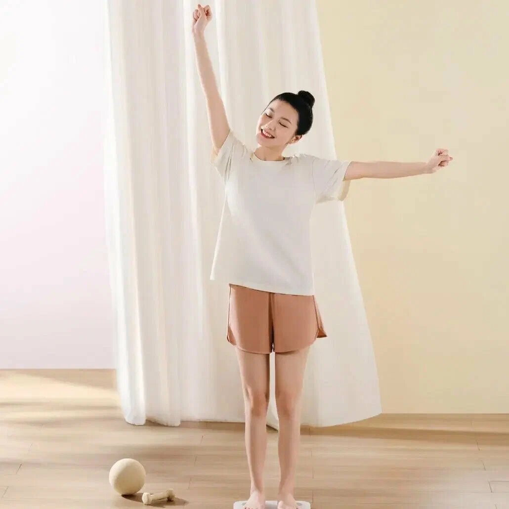 Изображение Xiaomi Умные весы Xiaomi Mijia S400 MJTZCO1YM белые, напольные, Bluetooth