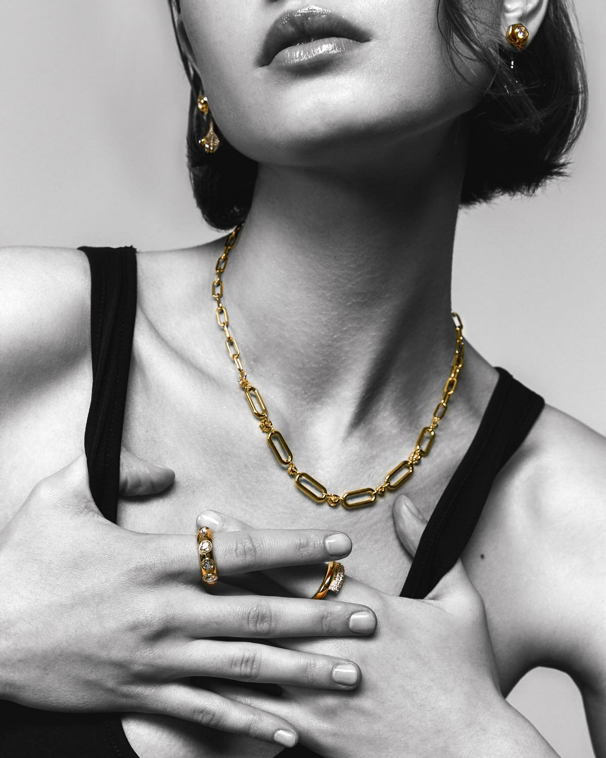 Колье SWAROVSKI, кристаллы Swarovski, длина 45 см, золотой, бесцветный — фото 1