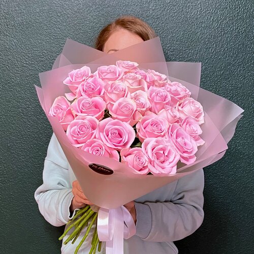 Монобукет 25 розовых роз 50 см.